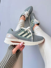 Adidas Ultrabouce - Off White/Verde