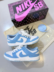 Nike SB Dunk Low - Branco/Celeste