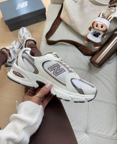 New Balance 530 - Off White/Café