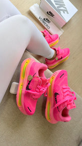 Nike Air Vomero - Pink/Limão