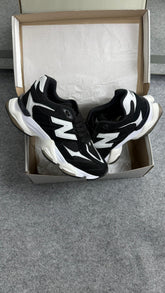 New Balance 9060 - Preto/Branco