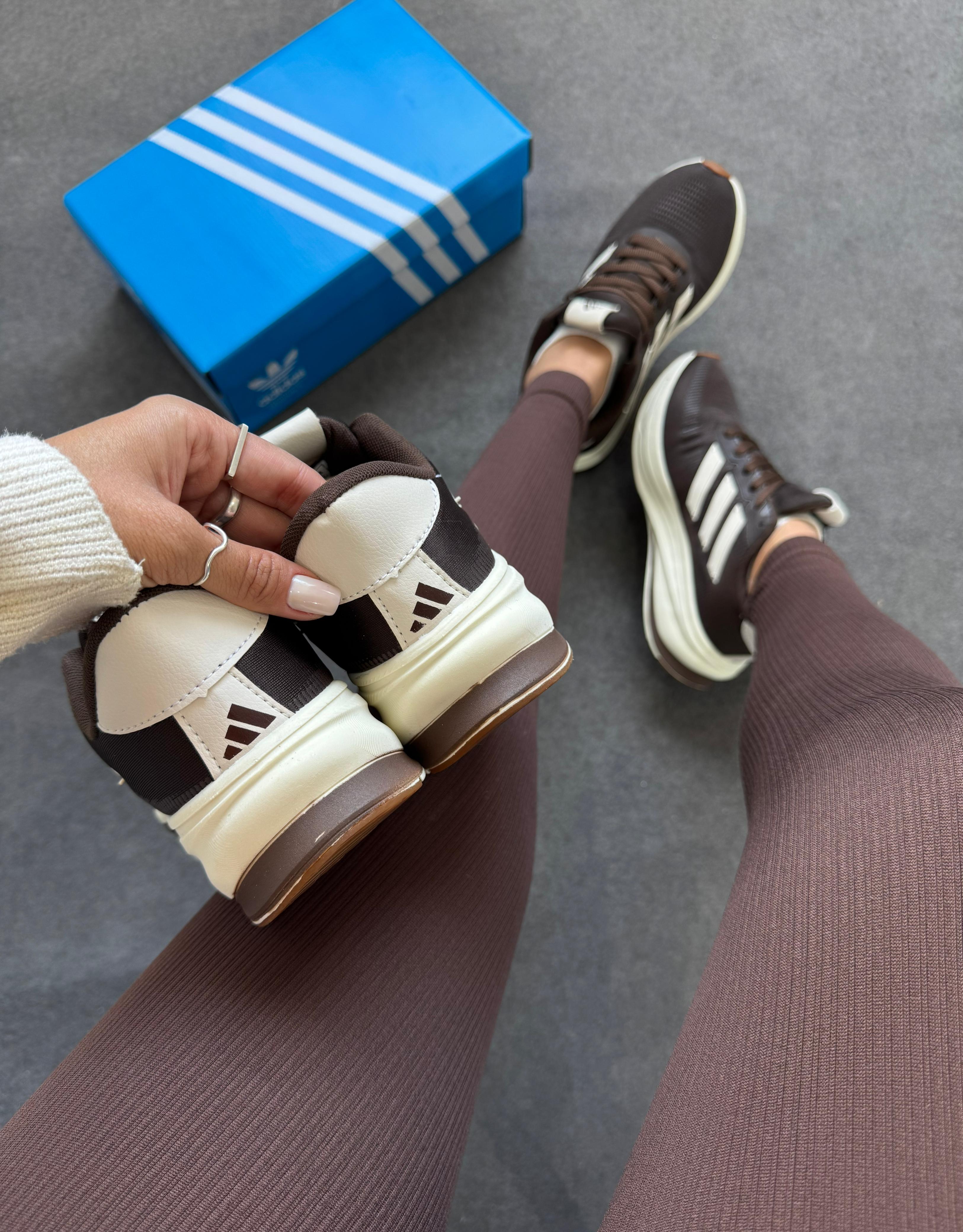 Adidas Supernova - Café