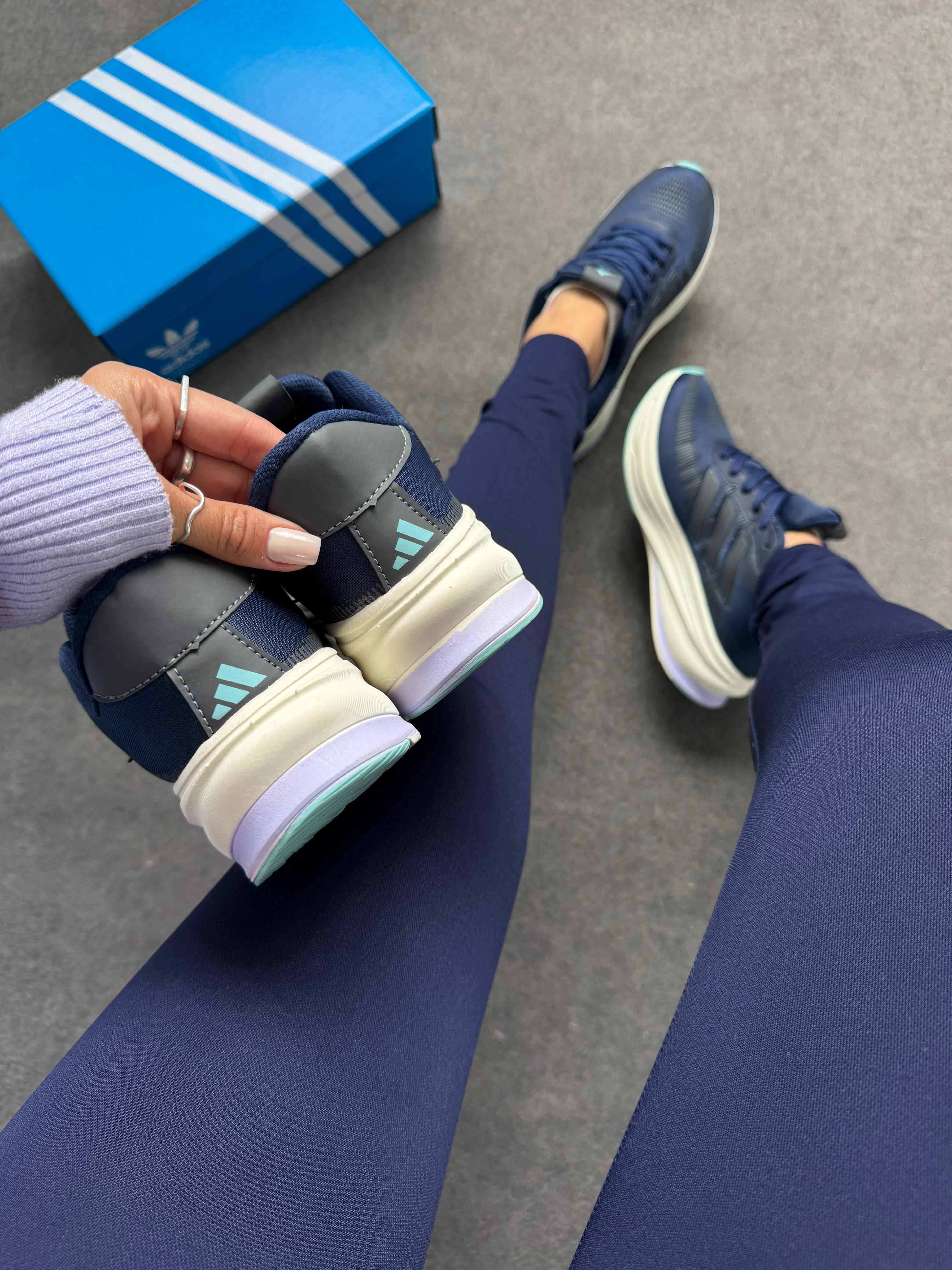 Adidas Supernova - Marinho/Lilás