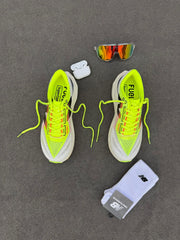 New Balance FuelCell C4 Elite - Branco/Laranja/Limão