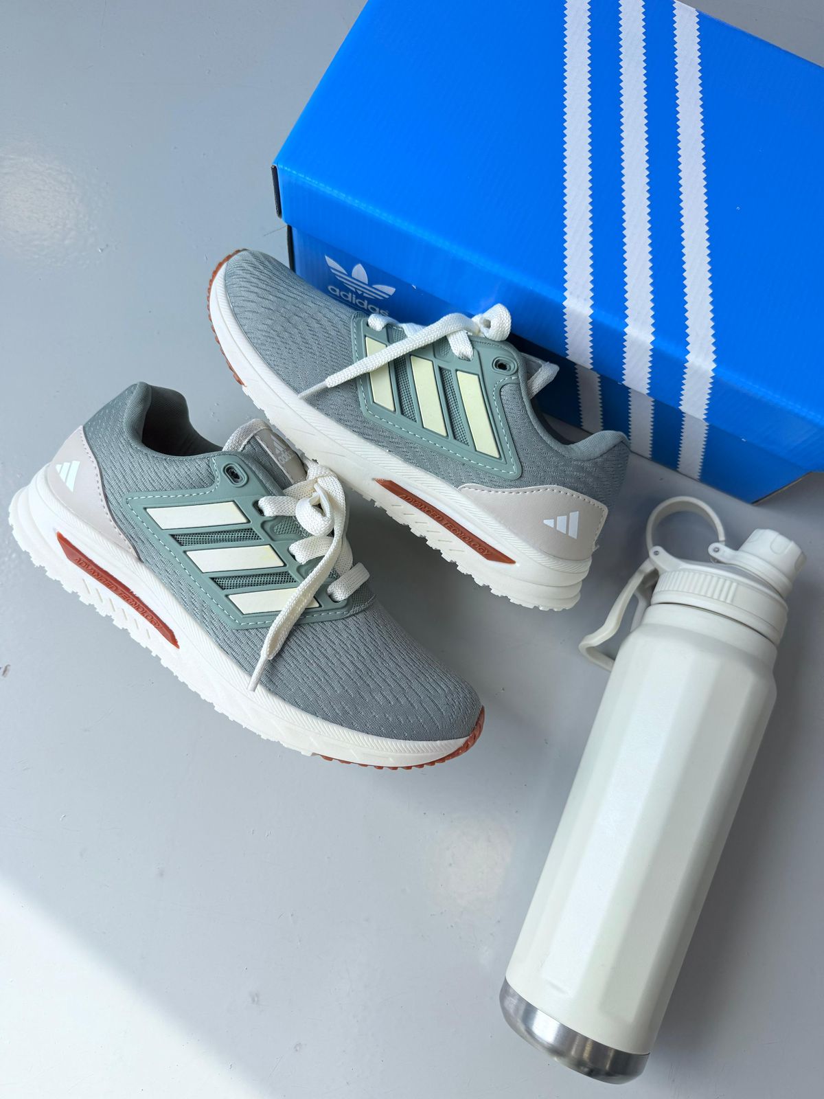 Adidas Ultrabouce - Off White/Verde