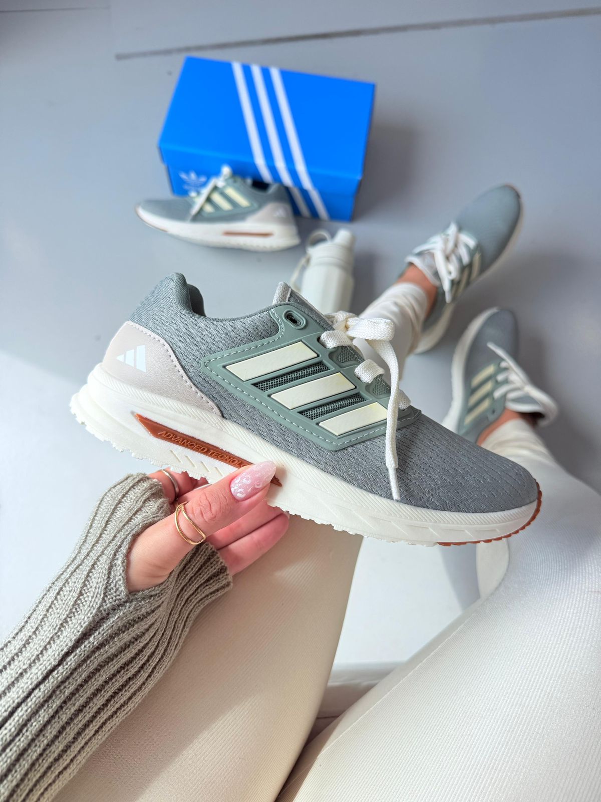 Adidas Ultrabouce - Off White/Verde