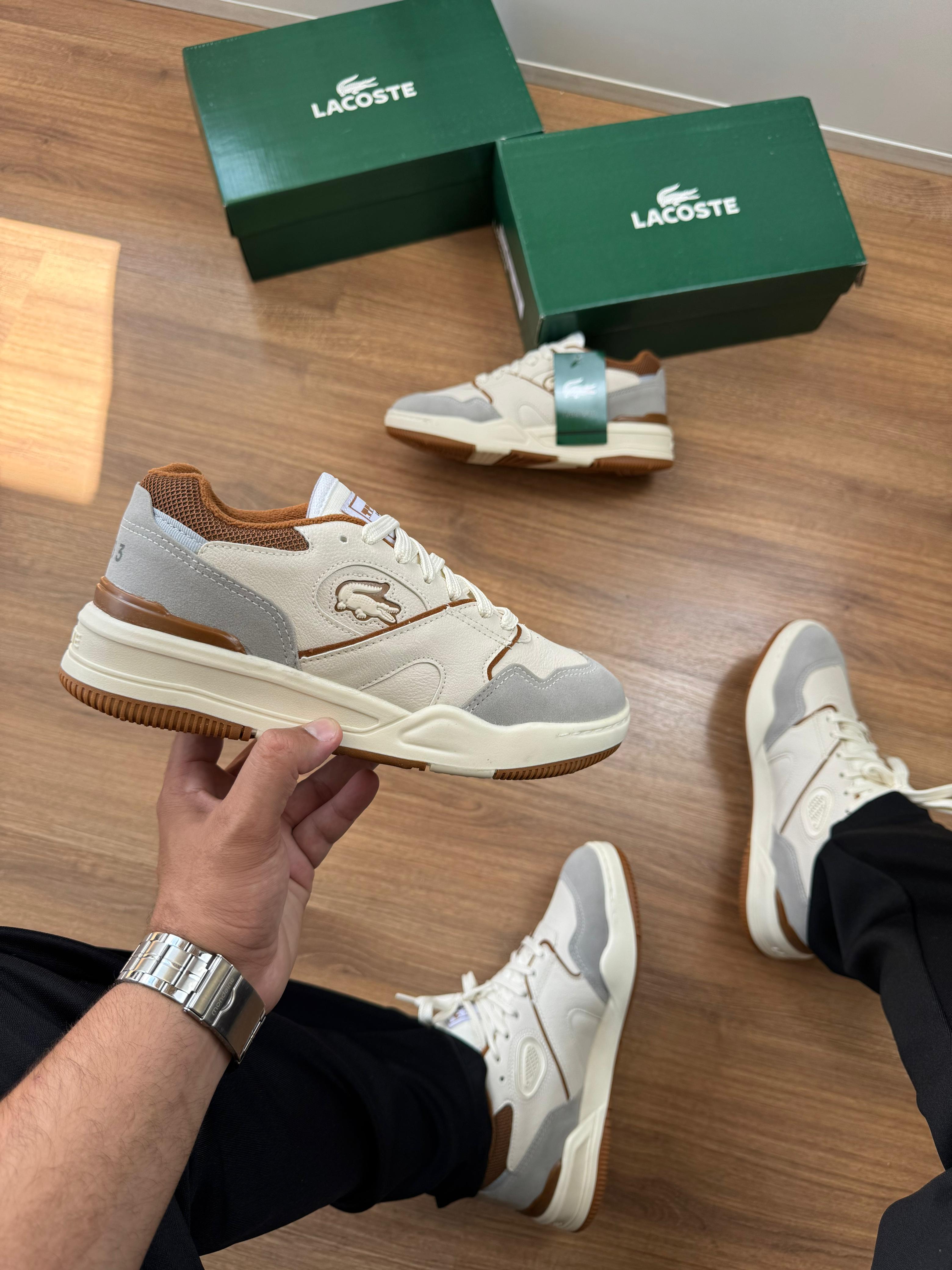 Lacoste Tenning 1933 - Off White/Caramelo