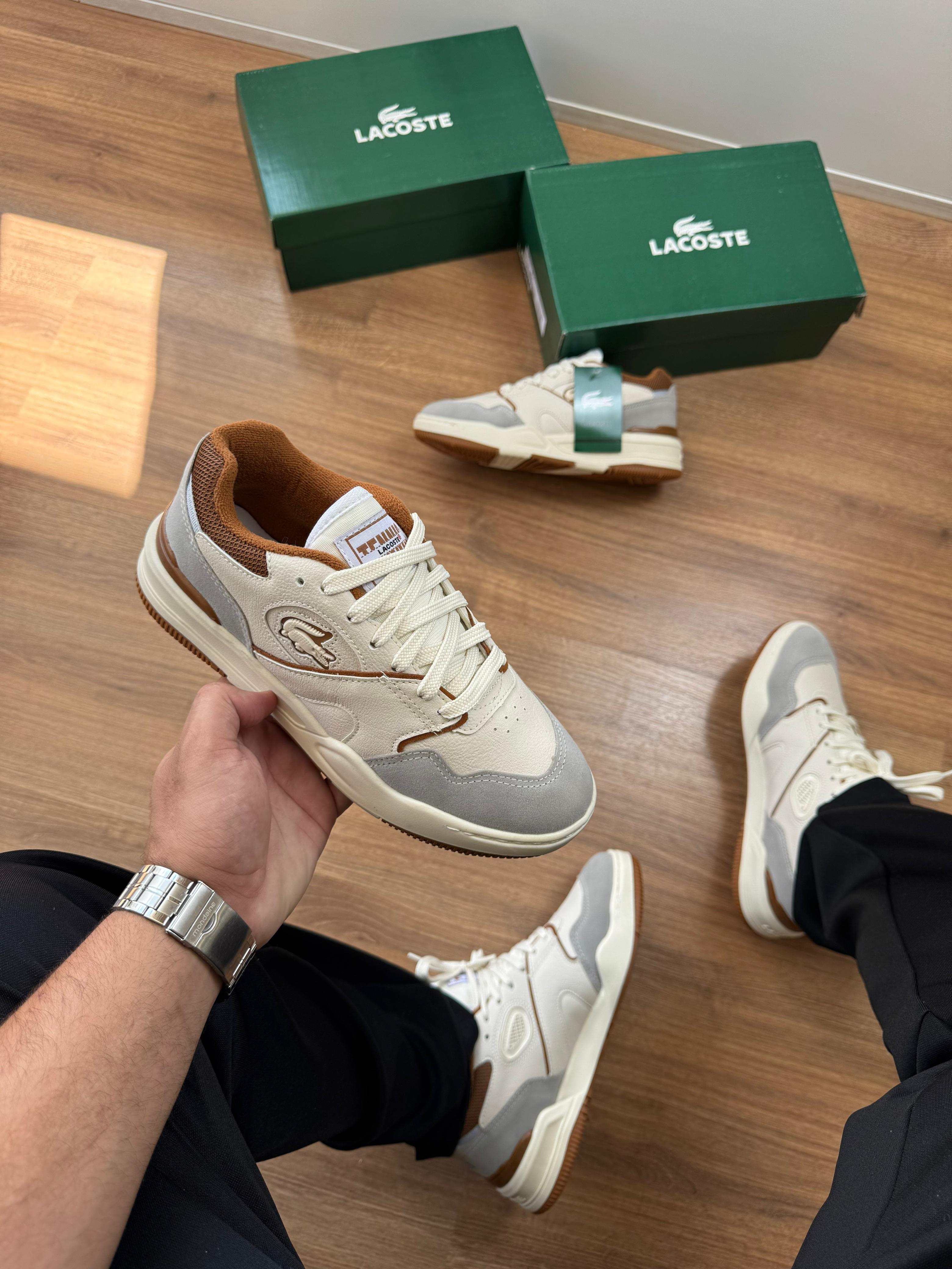 Lacoste Tenning 1933 - Off White/Caramelo
