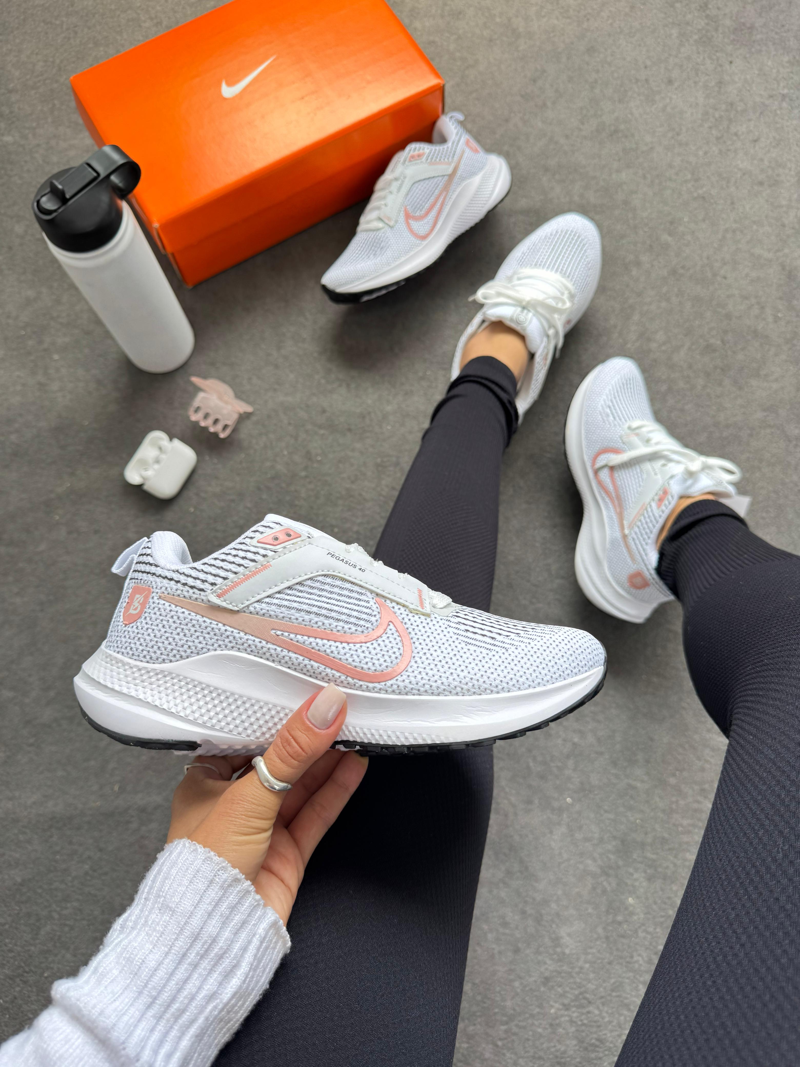 Nike Pegasus 40 EVA - Branco/Nude