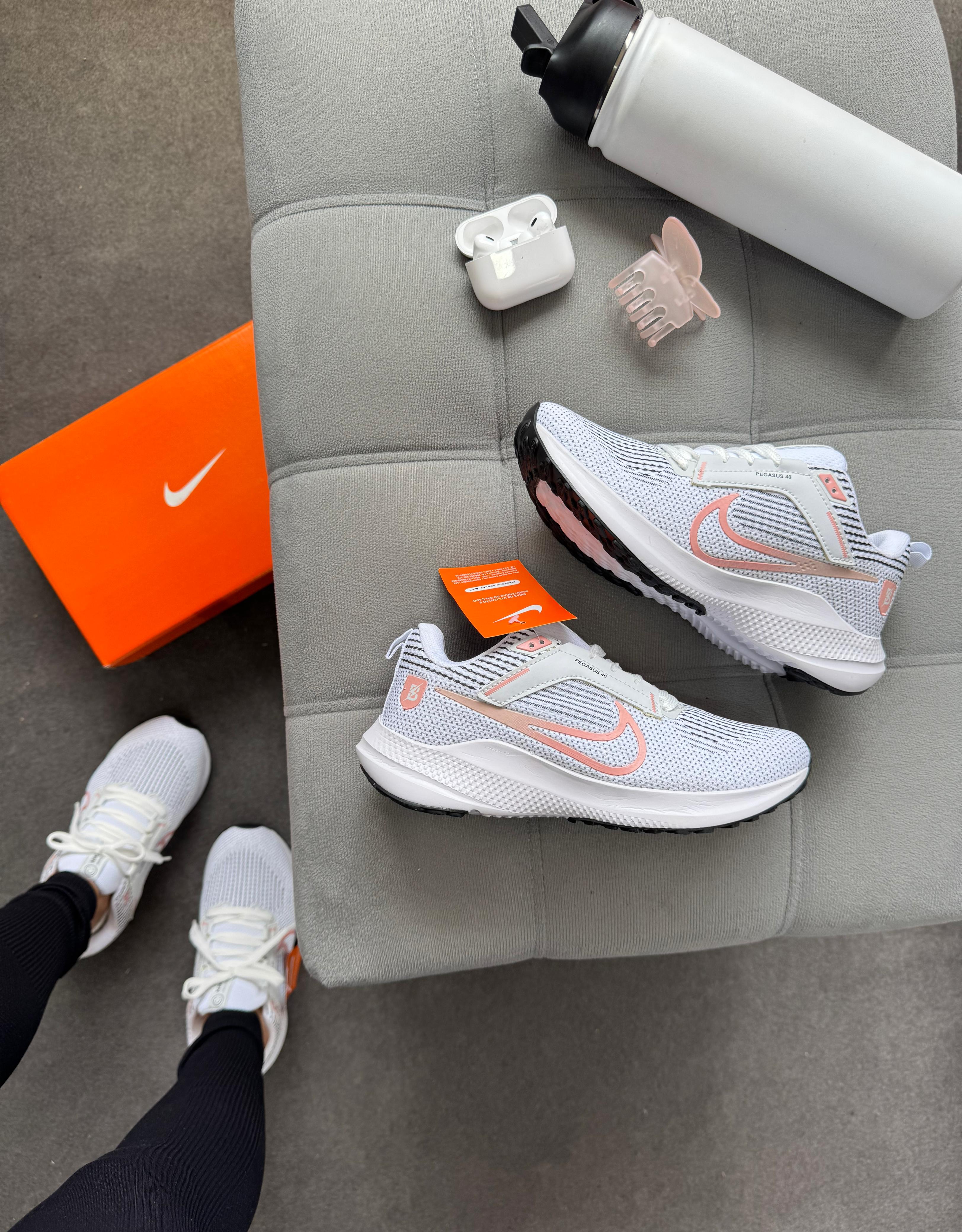 Nike Pegasus 40 EVA - Branco/Nude