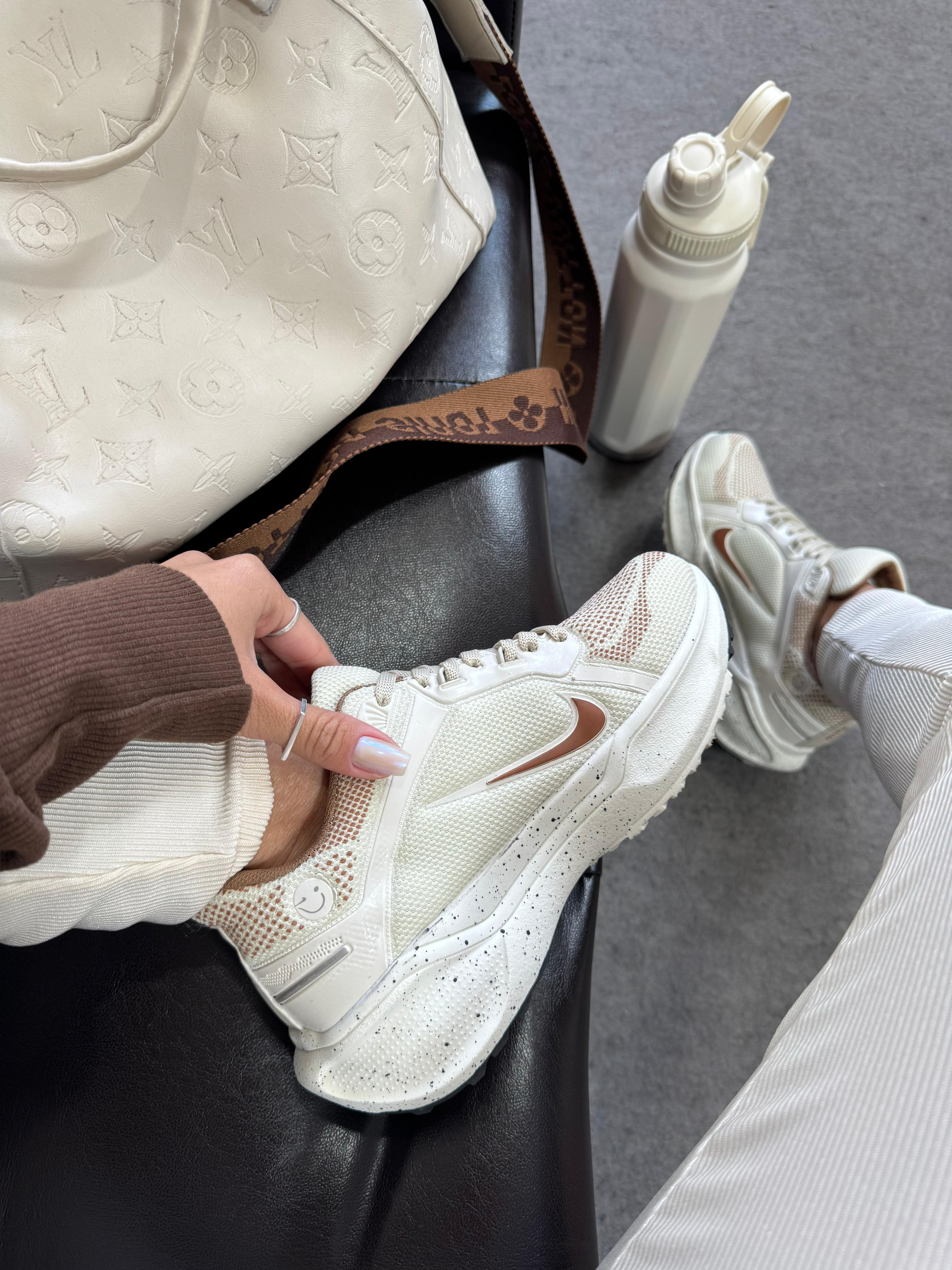 Nike Air Zoom Pegasus 41 - Off White/Caramelo