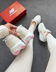 New Balance 1080 - Off White/Rosa Bebê