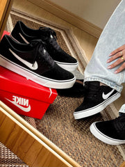 Nike SB - Preto/Branco