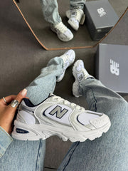 New Balance 530 - Branco/Marinho