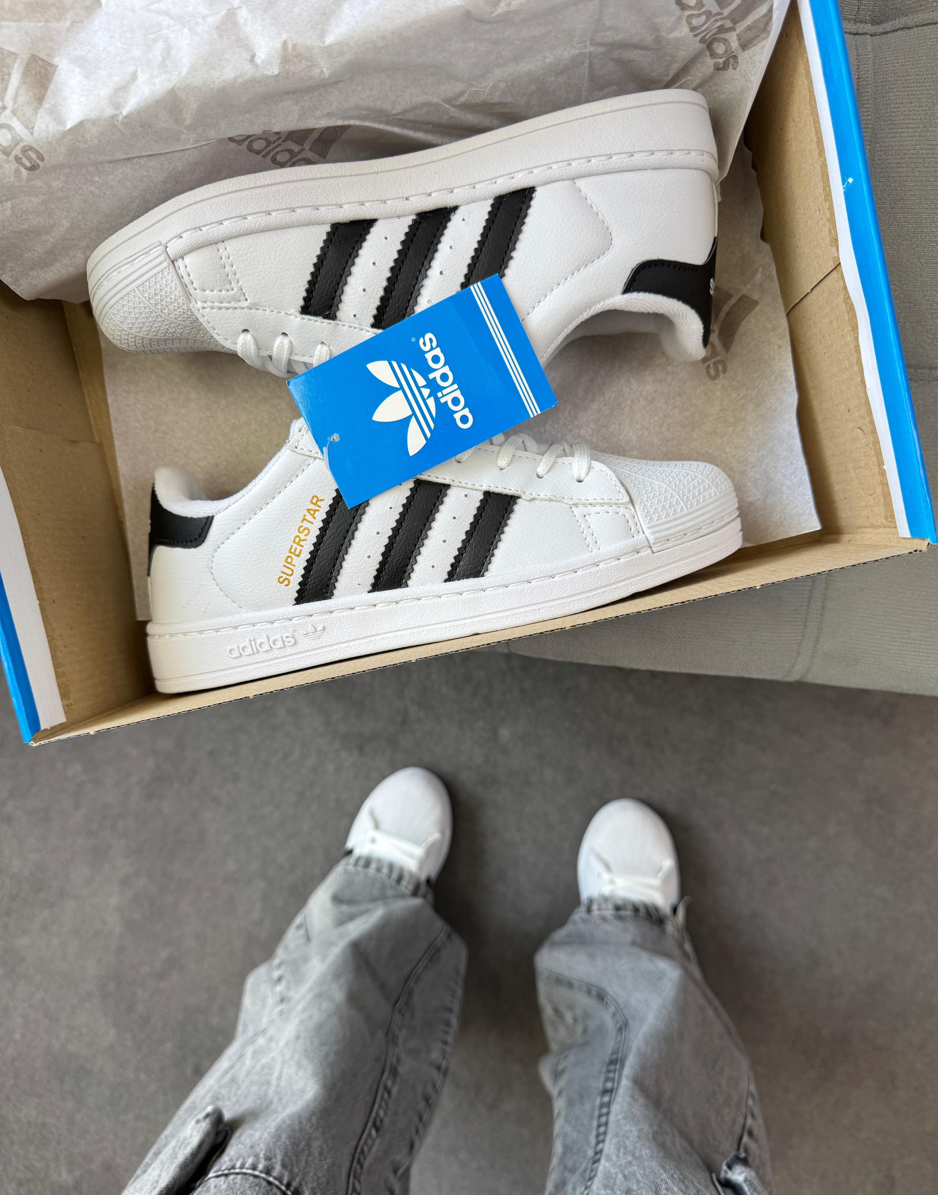 Adidas Superstar - Branco/Preto