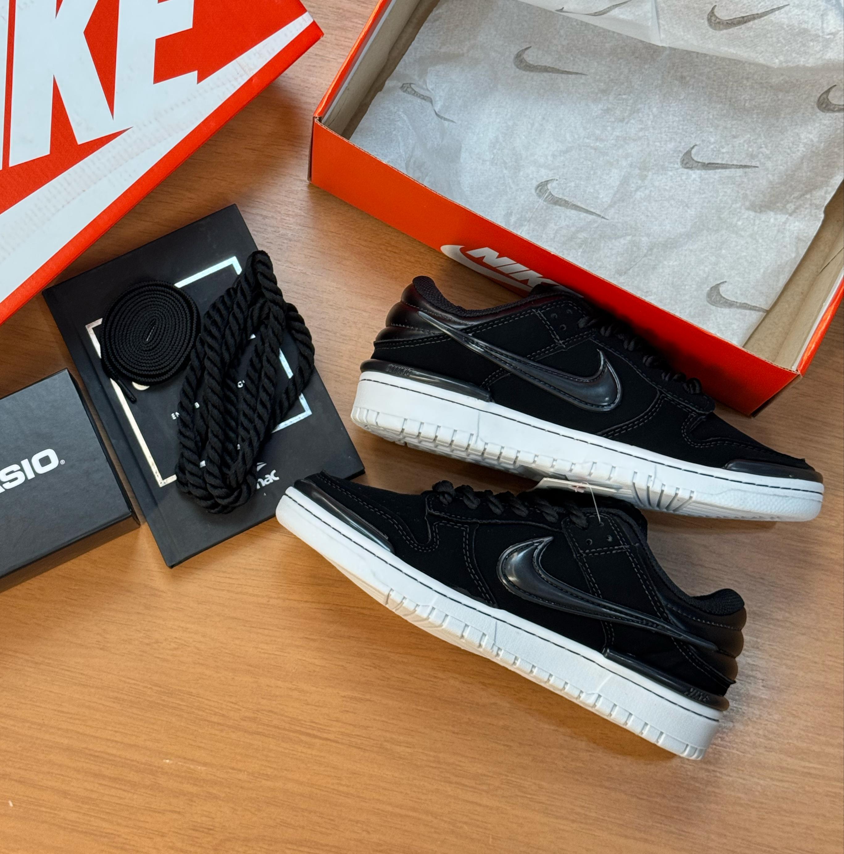 Nike SB Dunk Low Twist