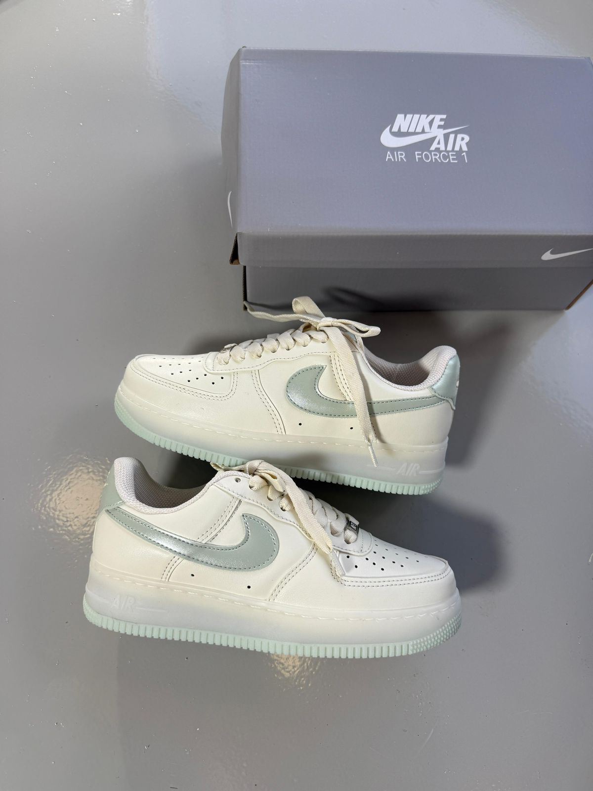 Nike Air Force Prime - Off White/Verde Metálico