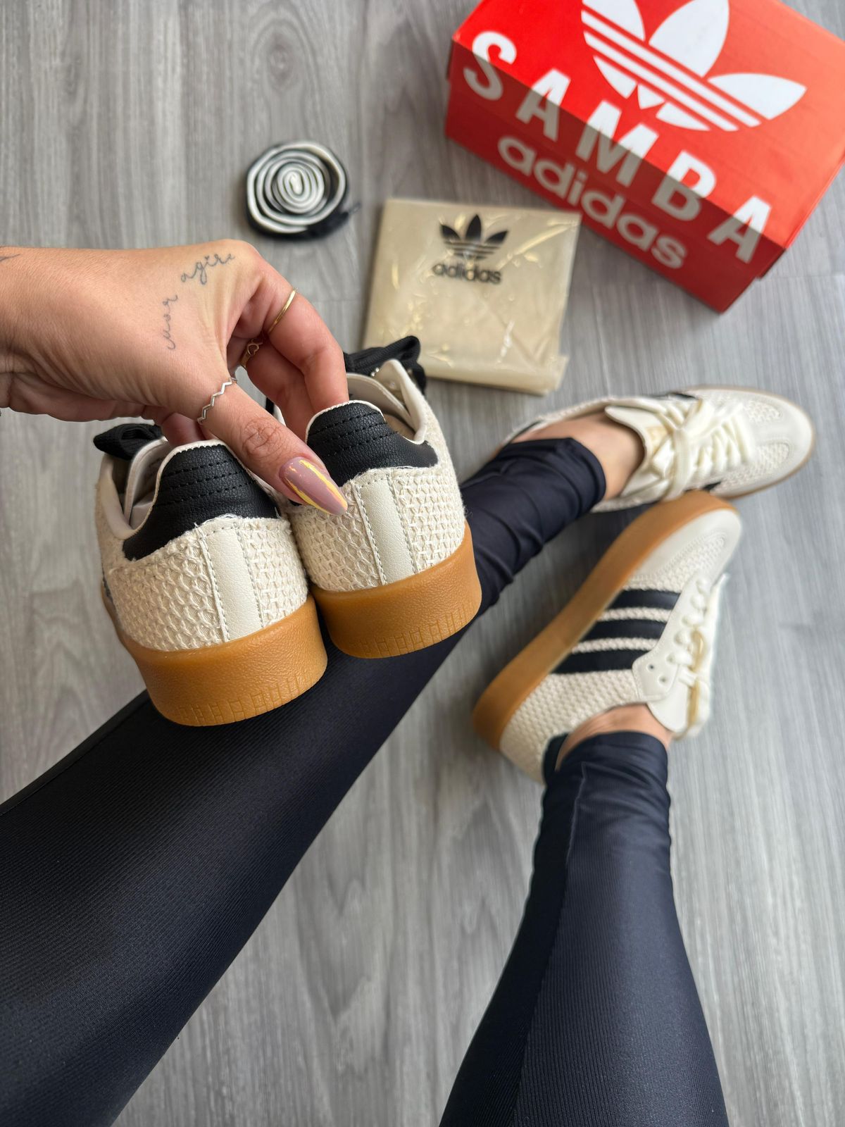 Adidas Sambae Tricô - Bege/Preto