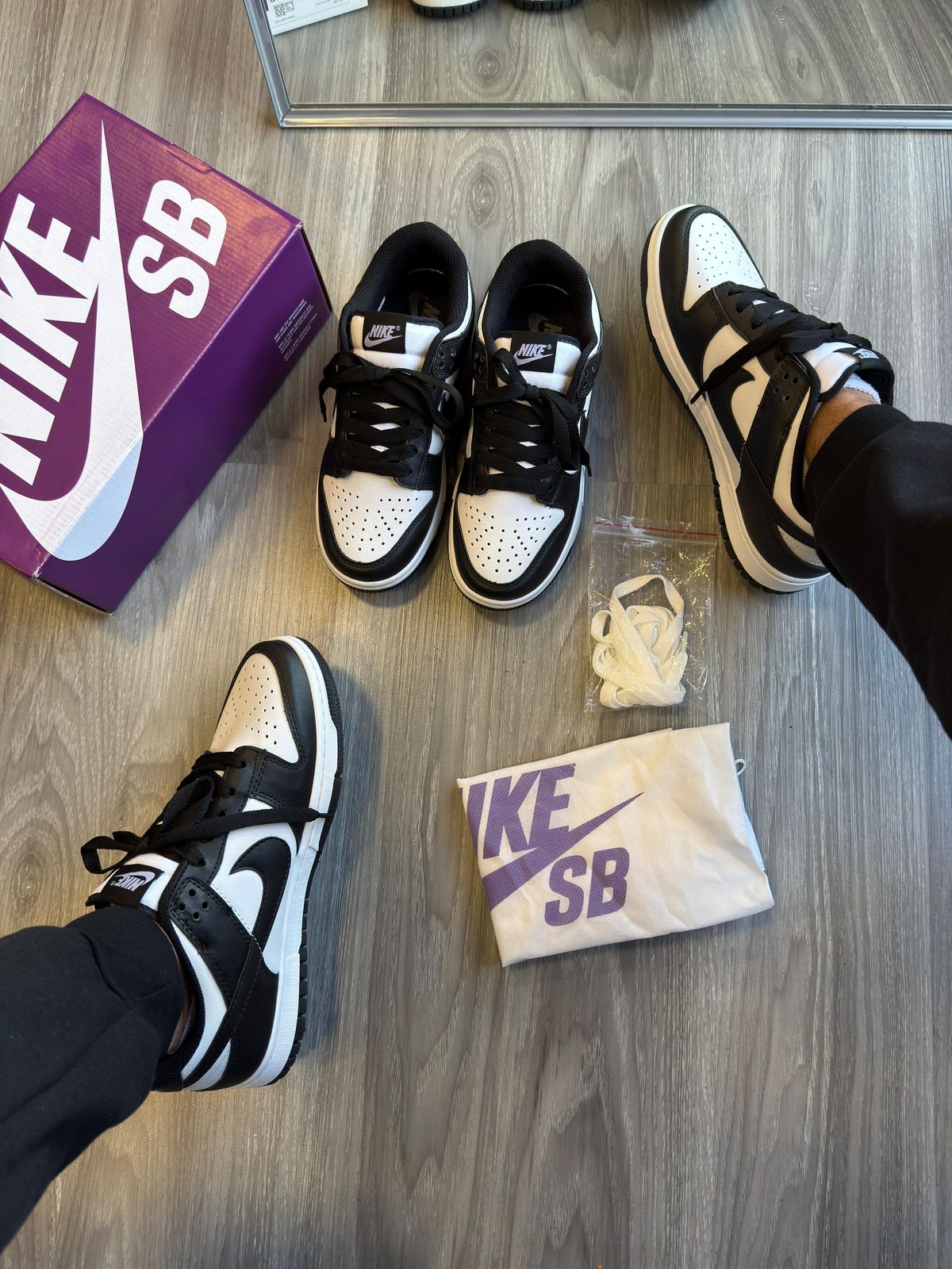 Nike SB Dunk Low - Panda