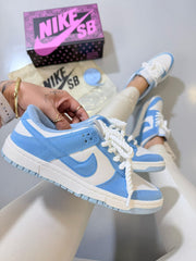 Nike SB Dunk Low - Branco/Celeste
