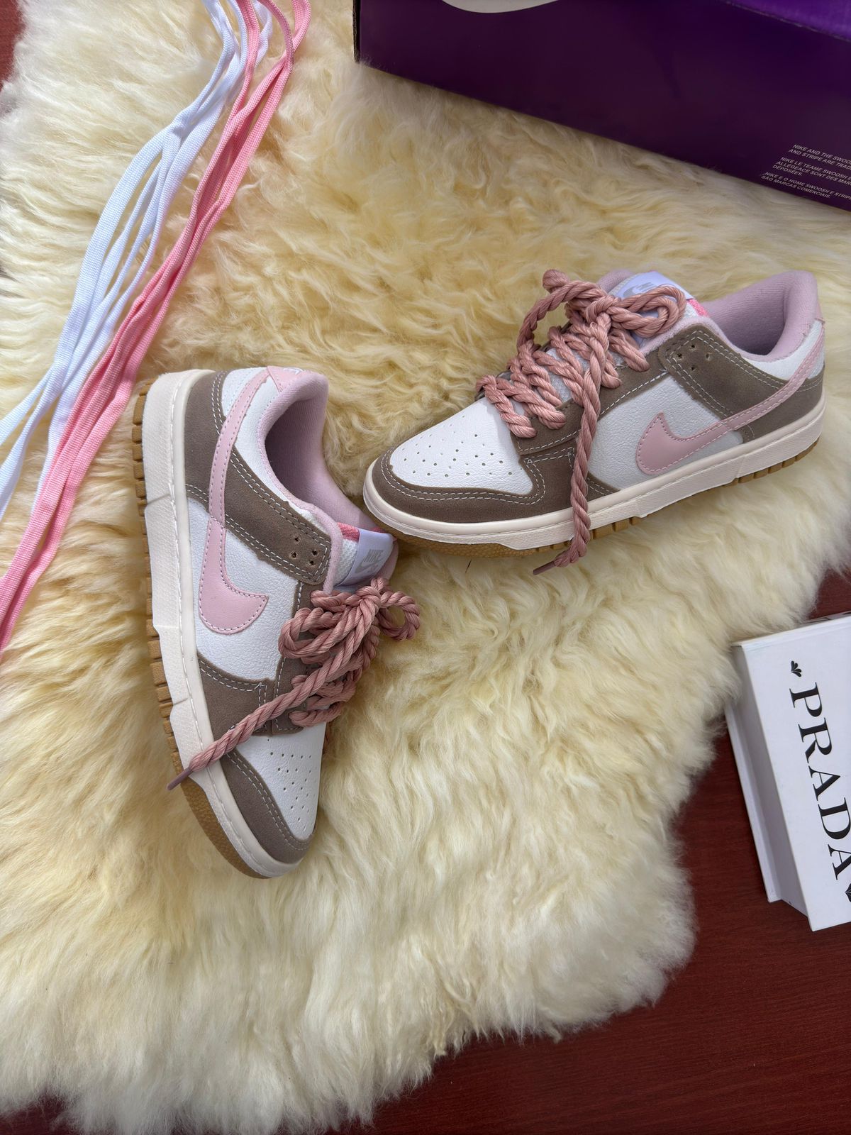 Nike SB Dunk Low - Rato/Rosa Bebê