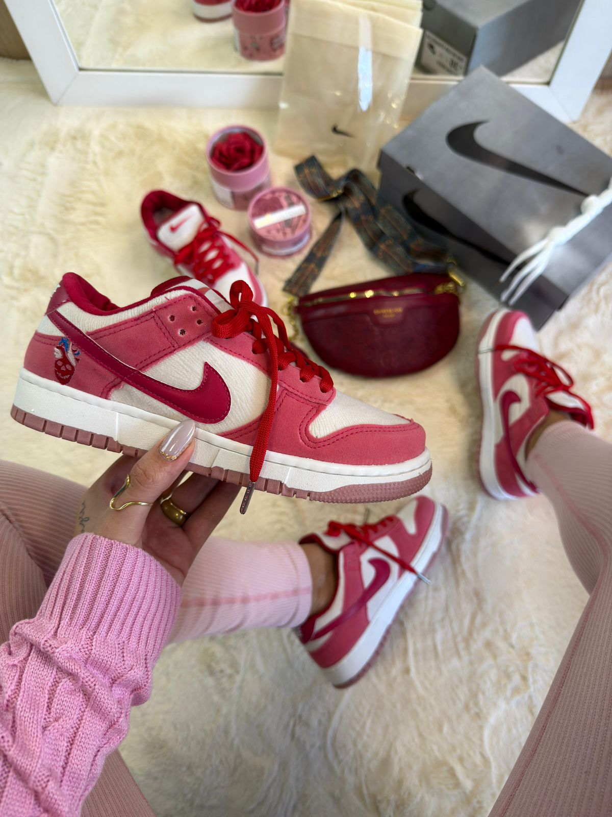 Nike SB Dunk Low - Stranger Love