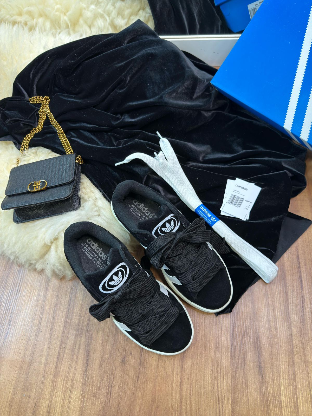 Adidas Campus 00s - Preto/Branco