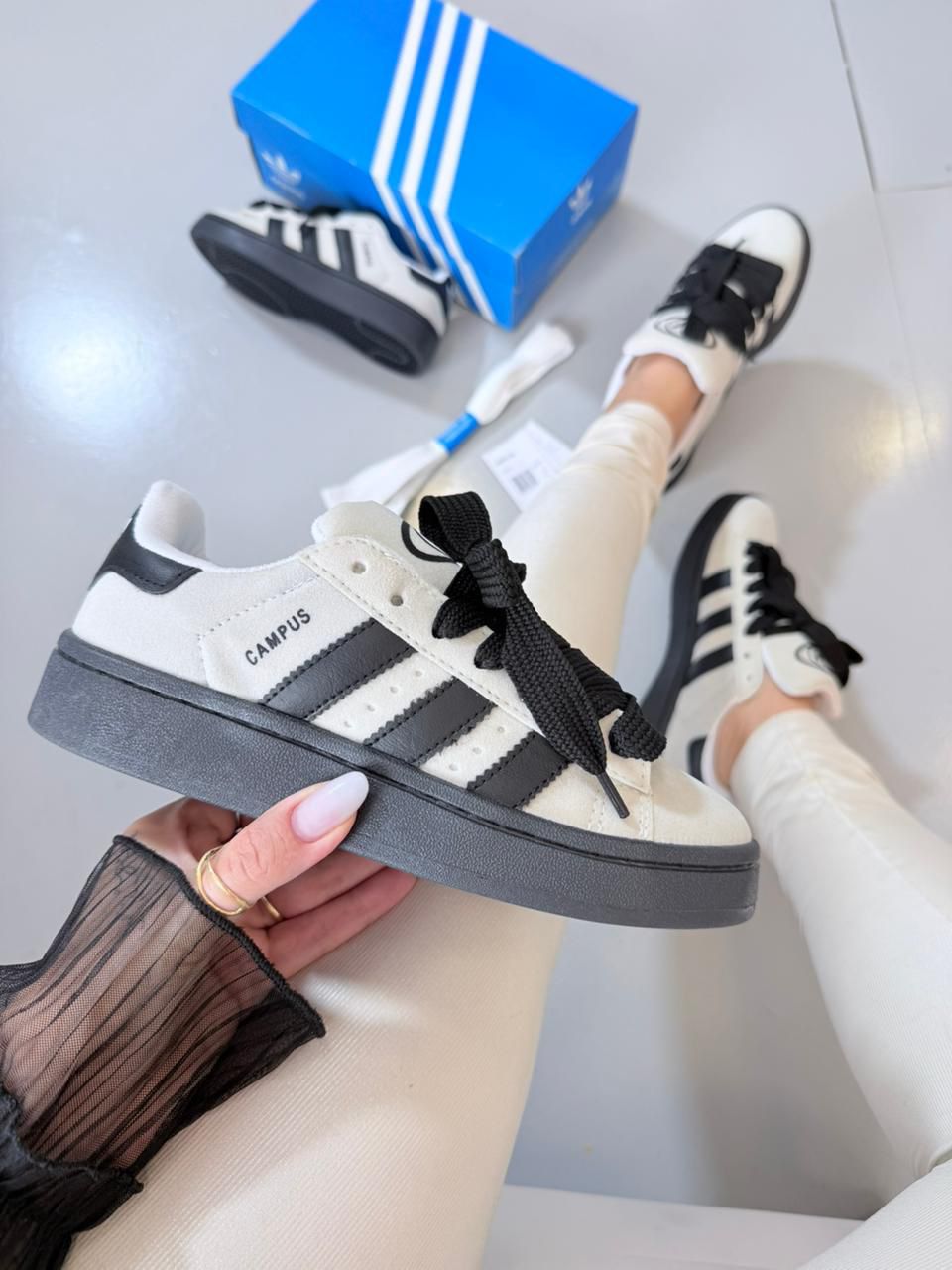 Adidas Campus 00s - Off White/Preto
