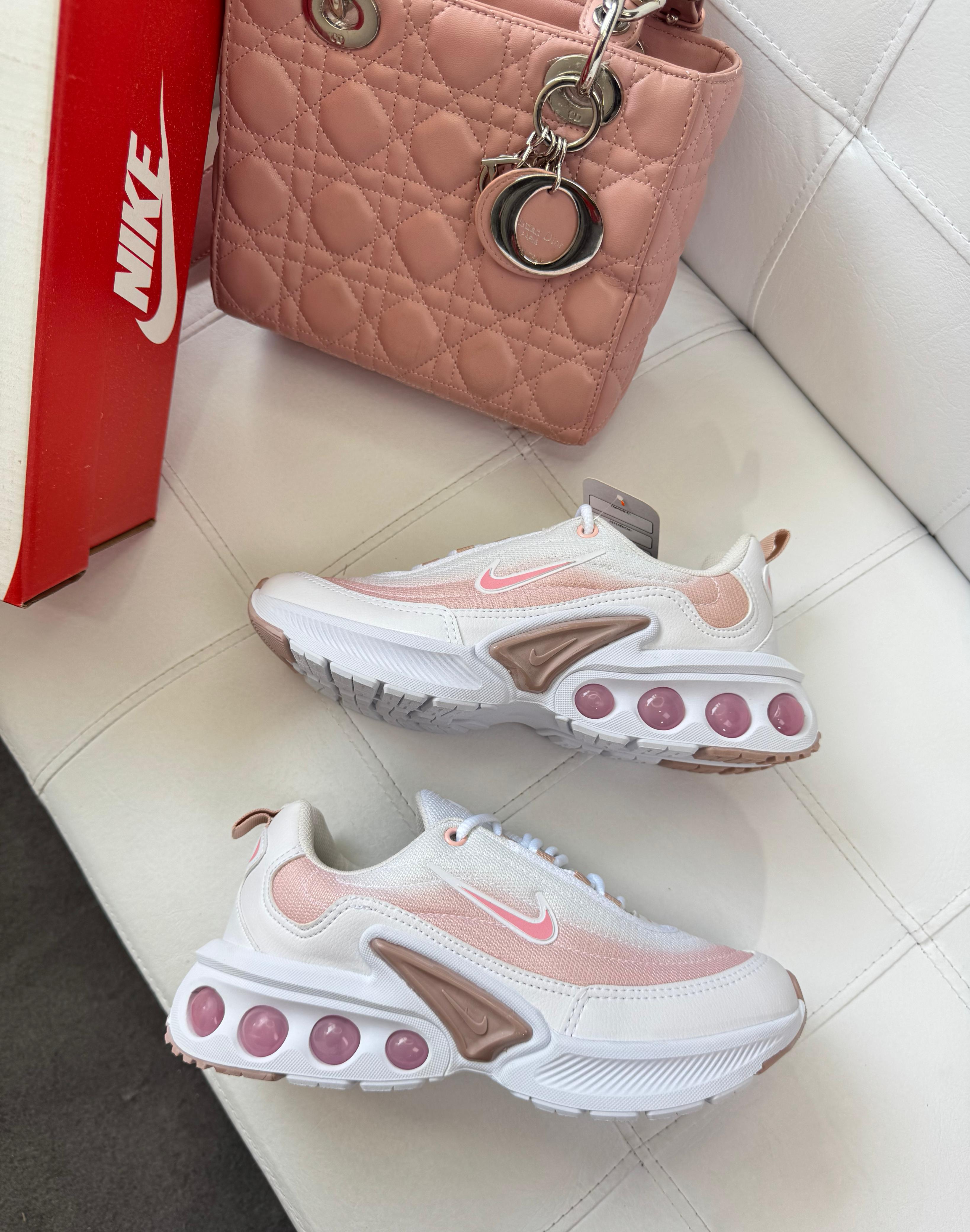 Nike Air Max DN - Branco/Rosa