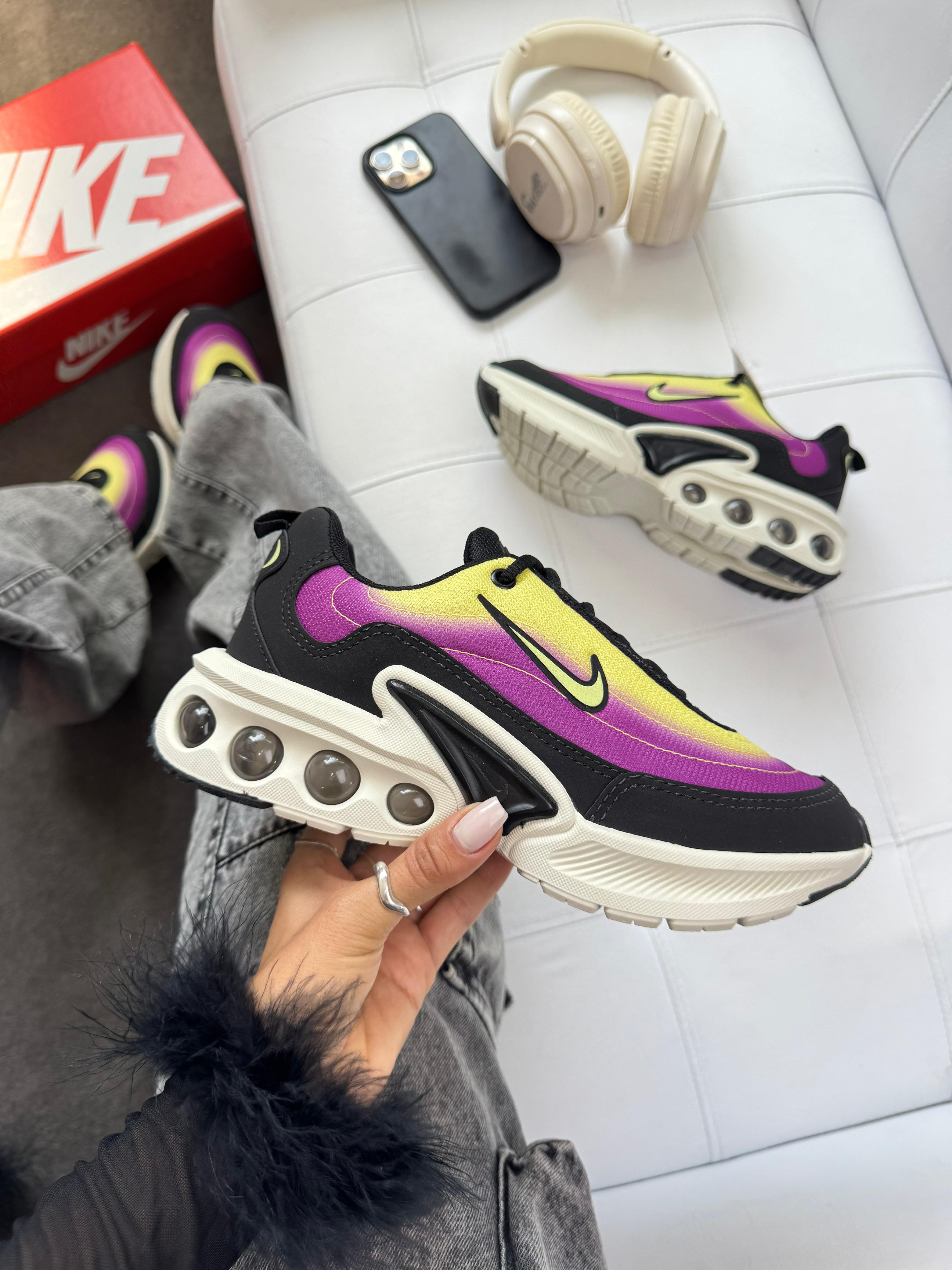 Nike Air Max DN - Preto/Uva/Limão