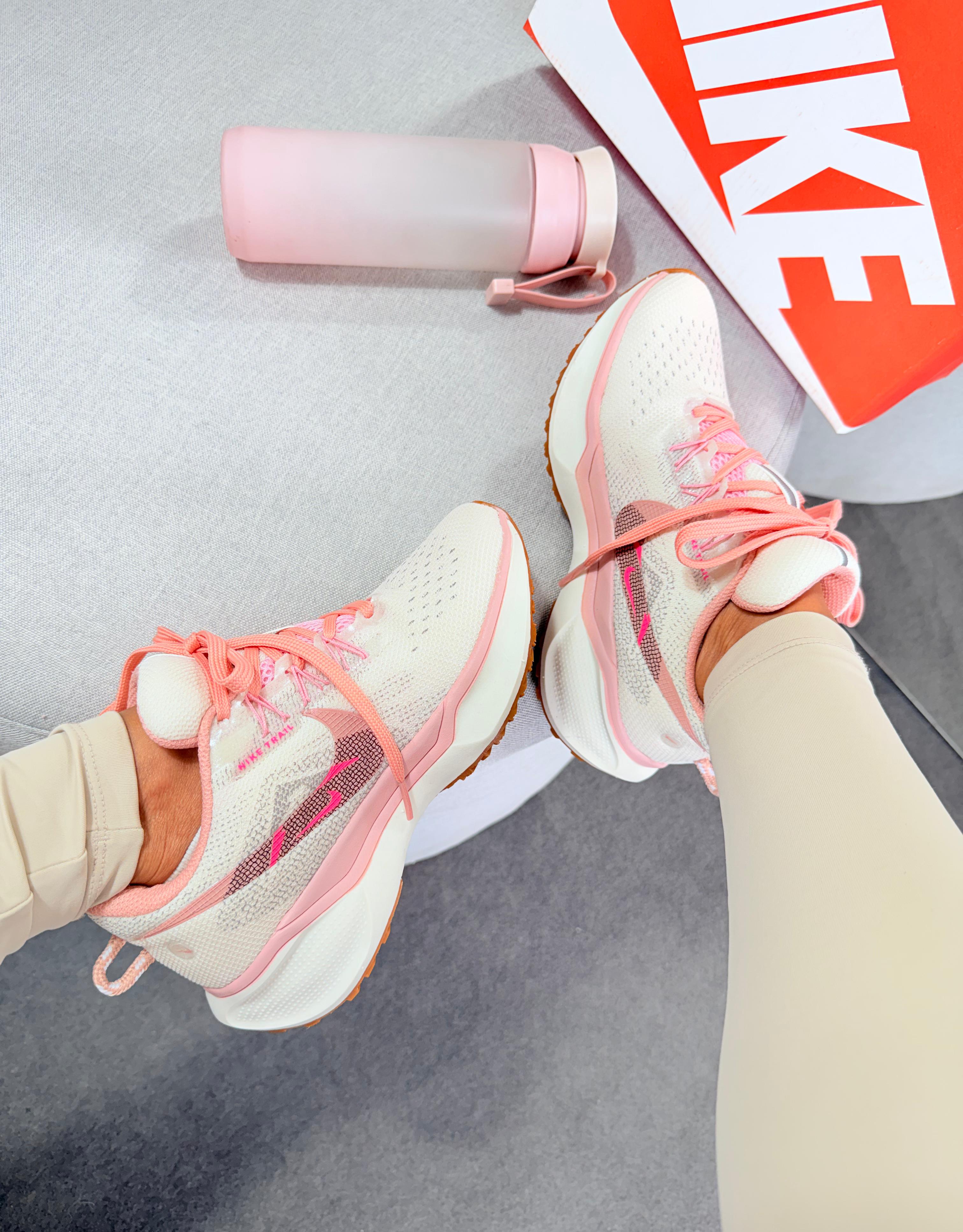 Nike Pegasus Trail 5 - Off White/Nude