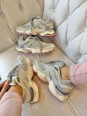 New Balance 9060 - Cinza/Rosa