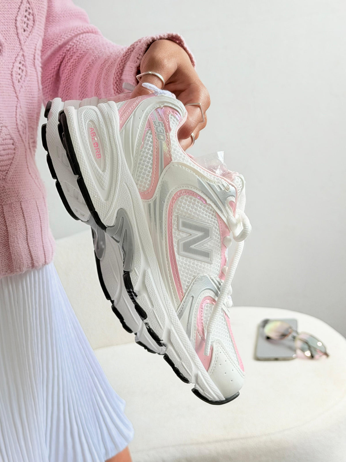 New Balance 530 - Branco/Rosa