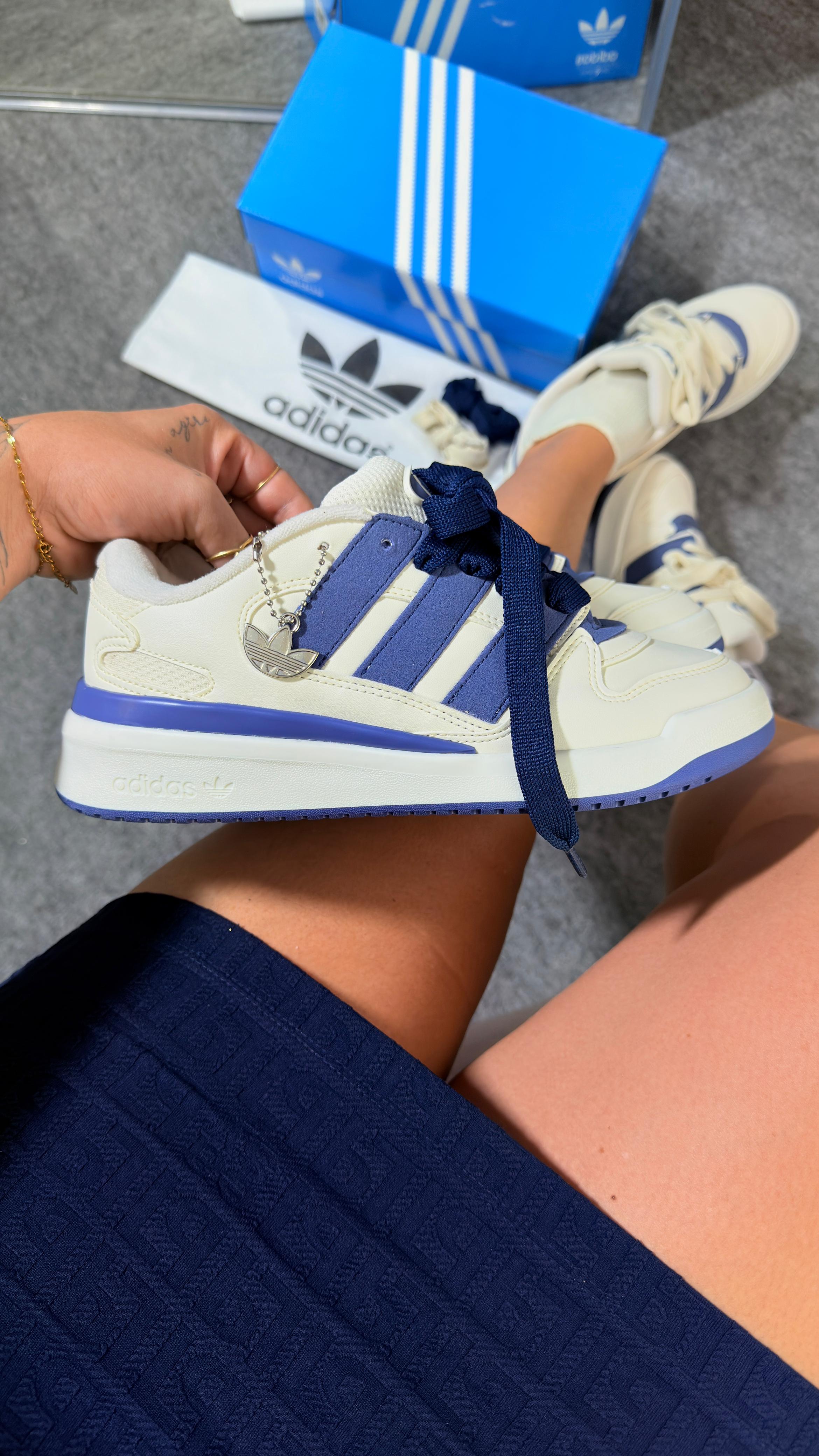 Adidas Fórum II - Off White/Marinho