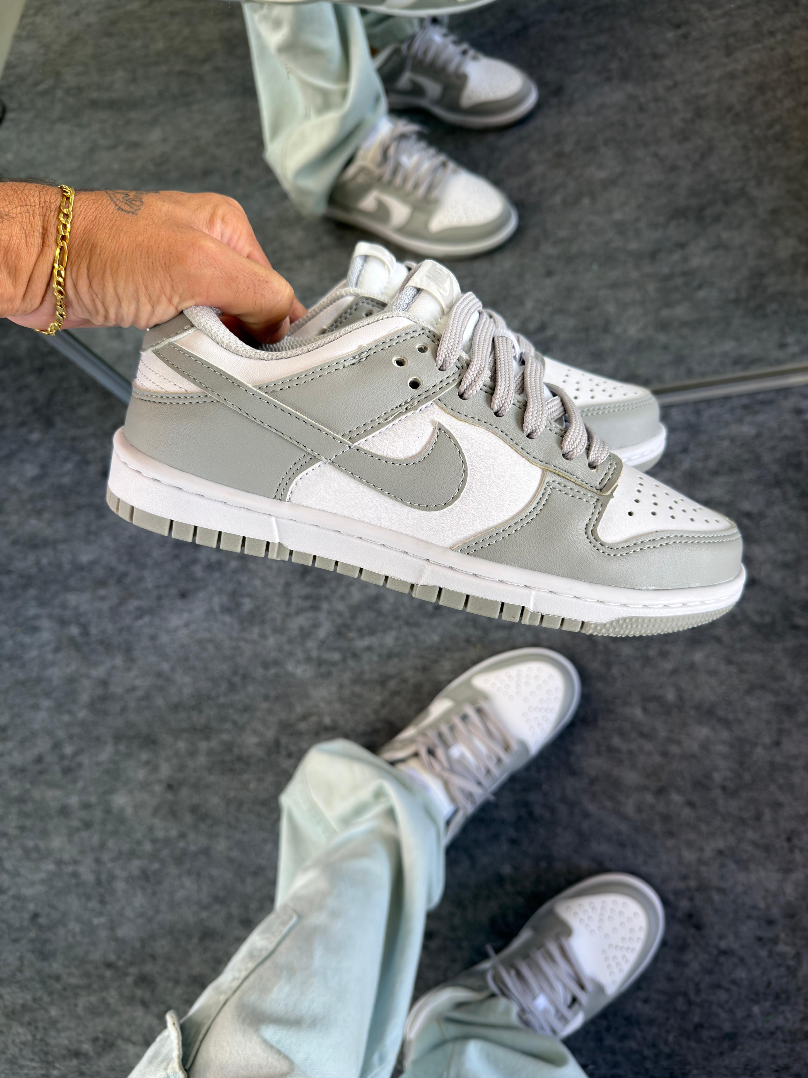 Nike SB Dunk Low - Cinza