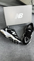 New Balance 9060 - Preto/Branco