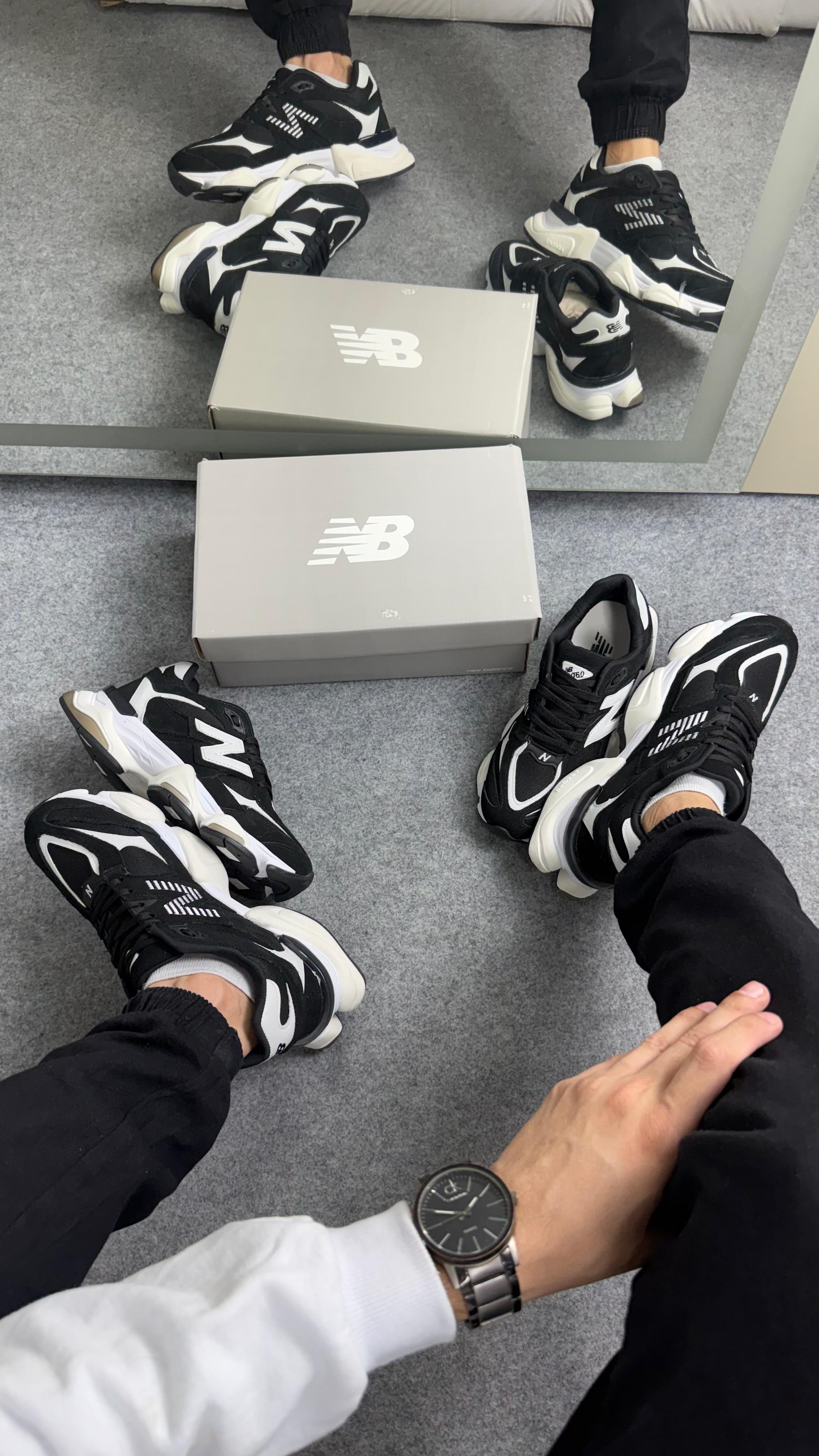 New Balance 9060 - Preto/Branco