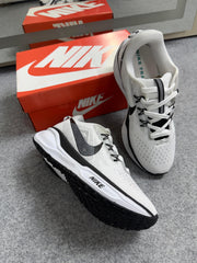 Nike Pegasus Trail 5 - Branco/Preto