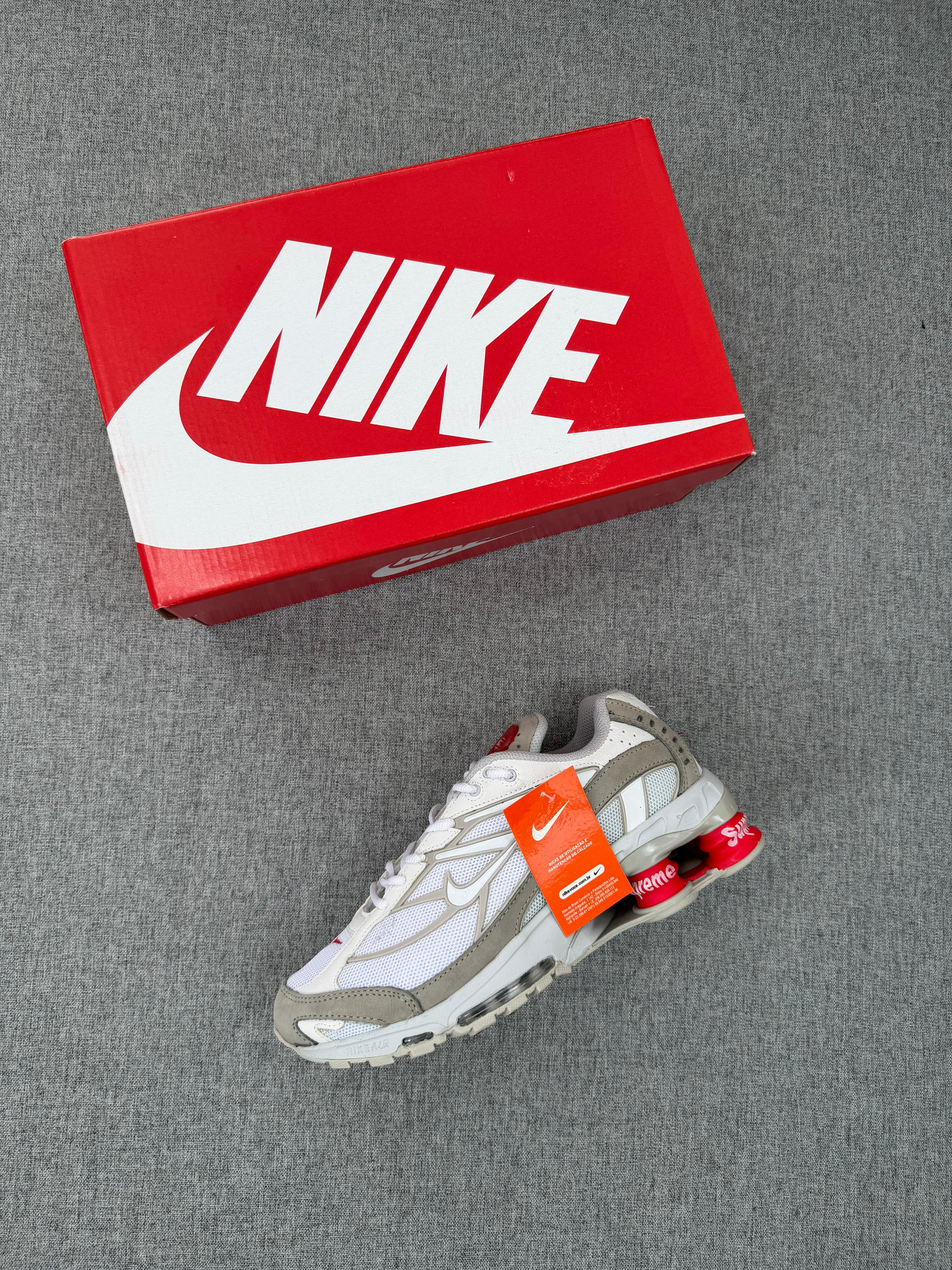 Nike R4 Supreme - Branco/Gelo