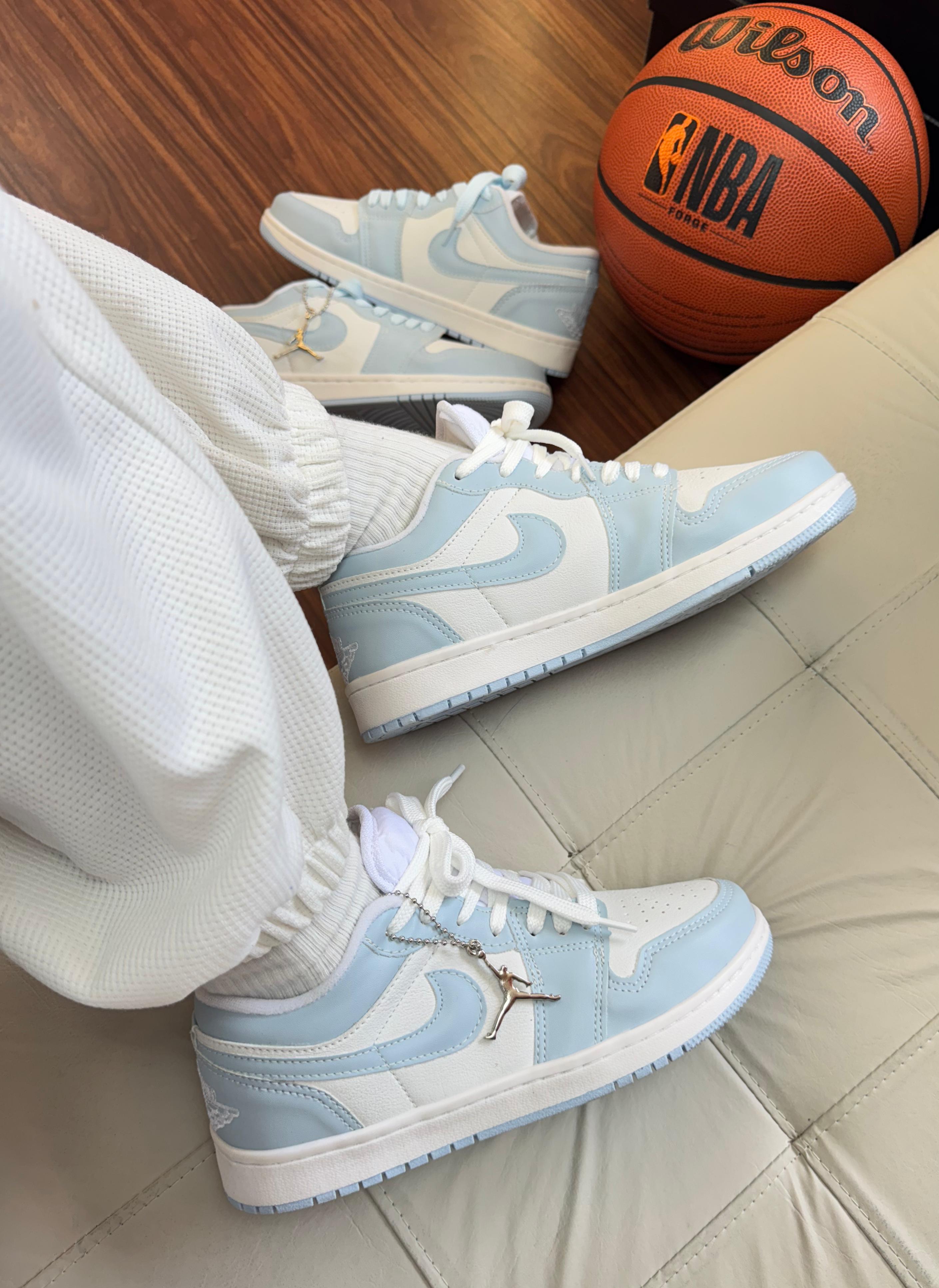 Nike Air Jordan Low -