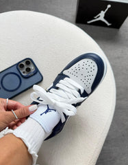 Nike Air Jordan Low - Branco/Cinza/Marinho
