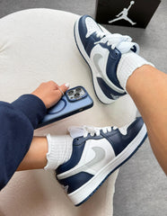 Nike Air Jordan Low - Branco/Cinza/Marinho