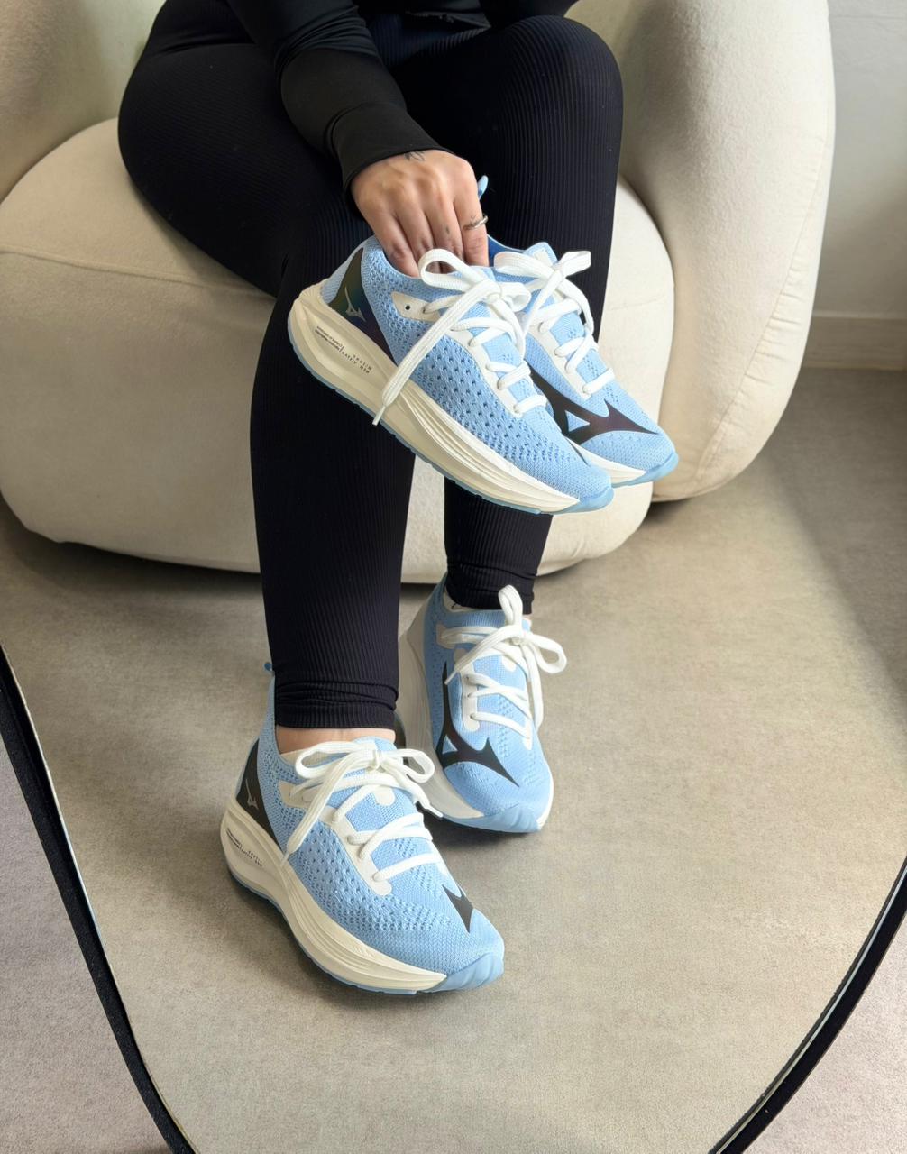Mizuno Neo Vista 2 - Azul Bebê