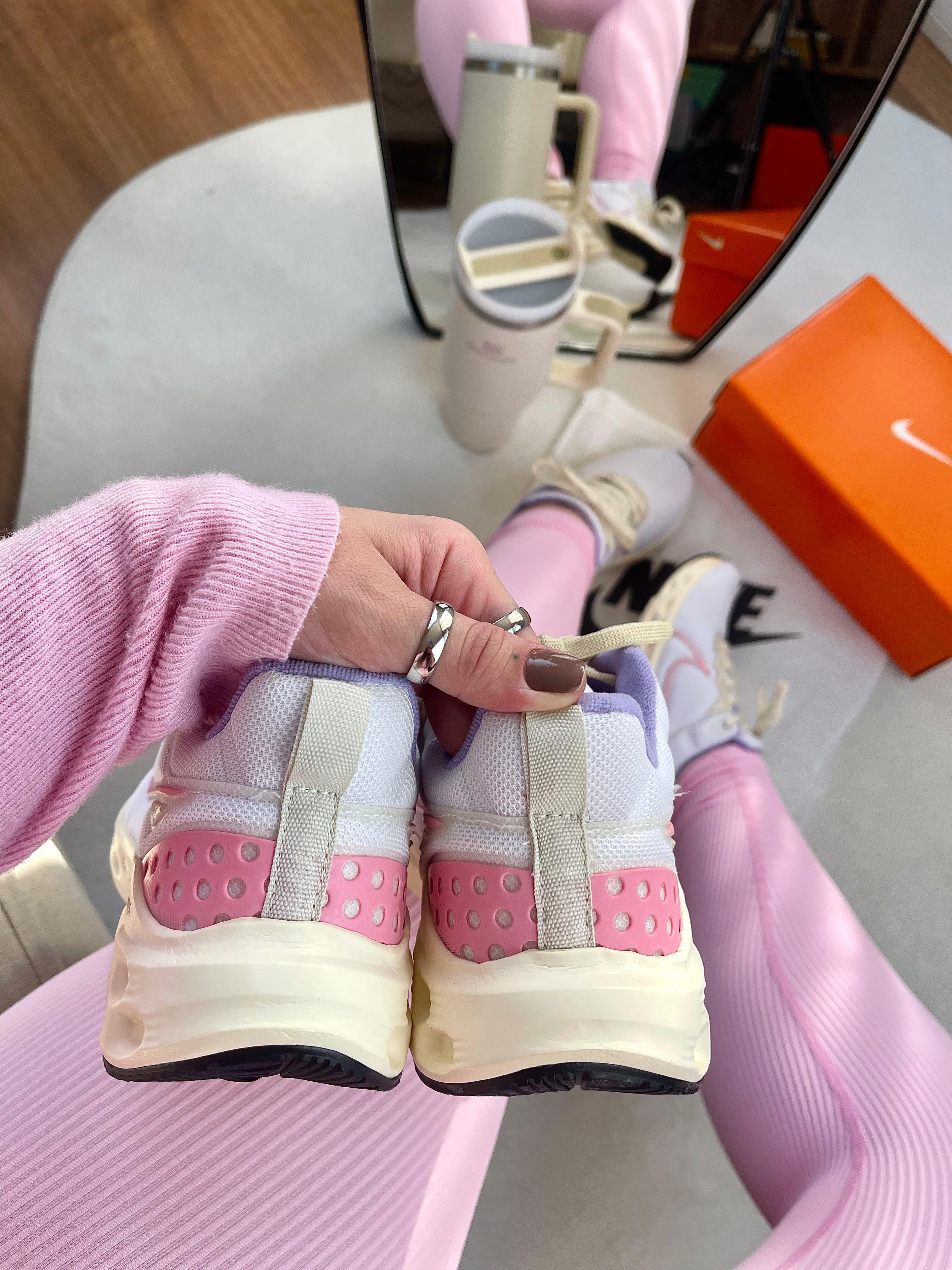 Nike Zoom Flyknit - Branco/Rosa