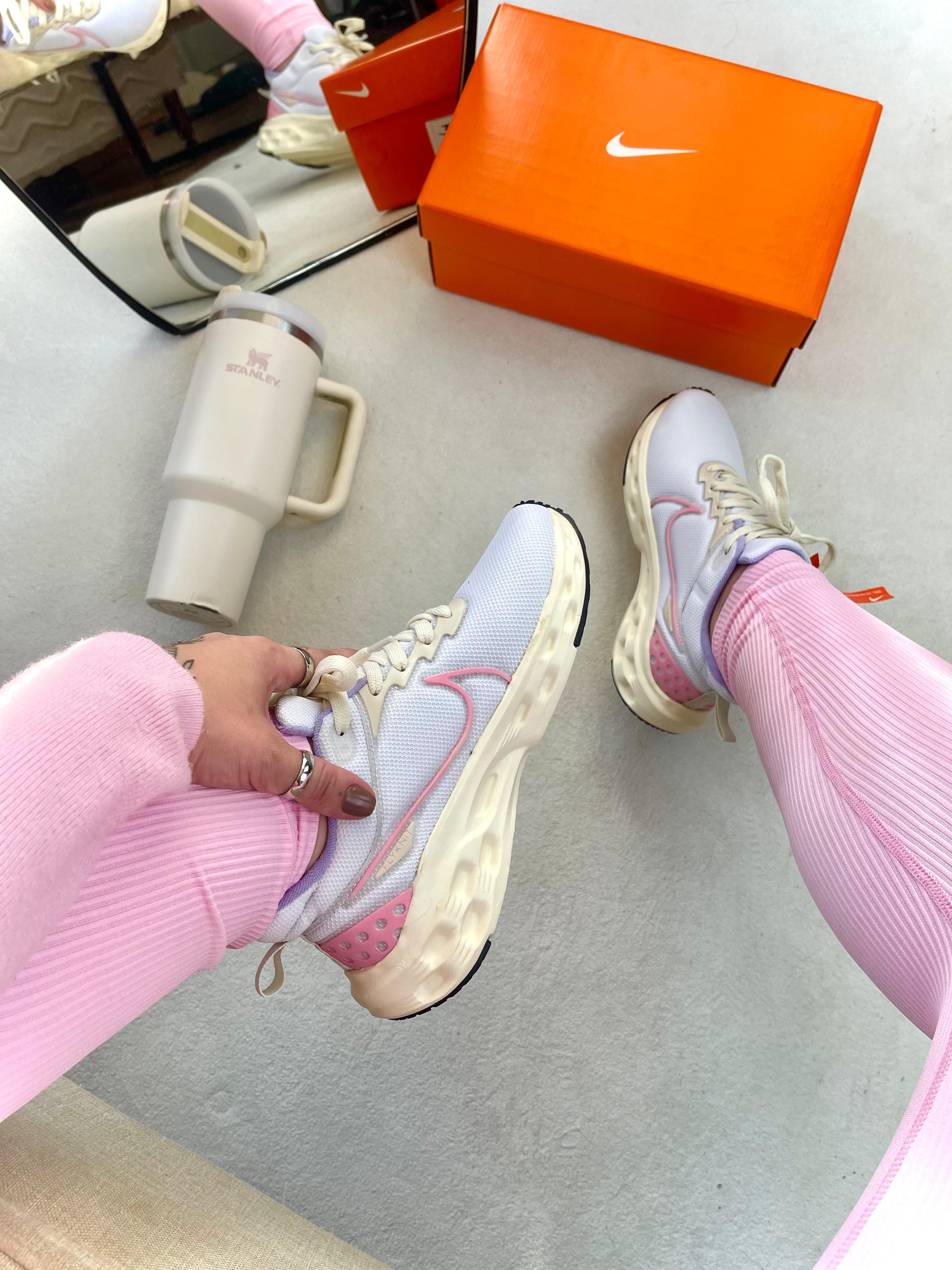 Nike Zoom Flyknit - Branco/Rosa