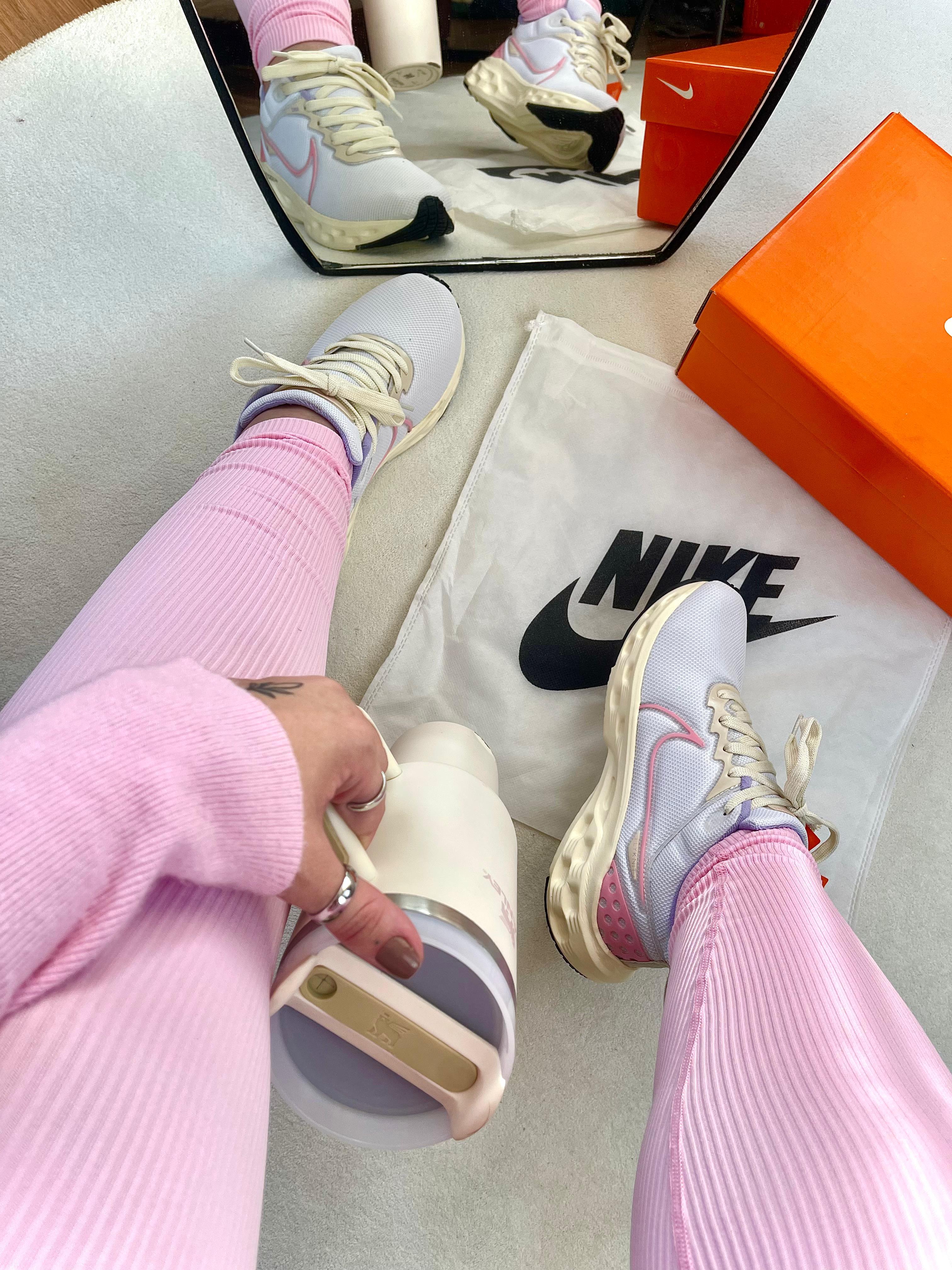 Nike Zoom Flyknit - Branco/Rosa