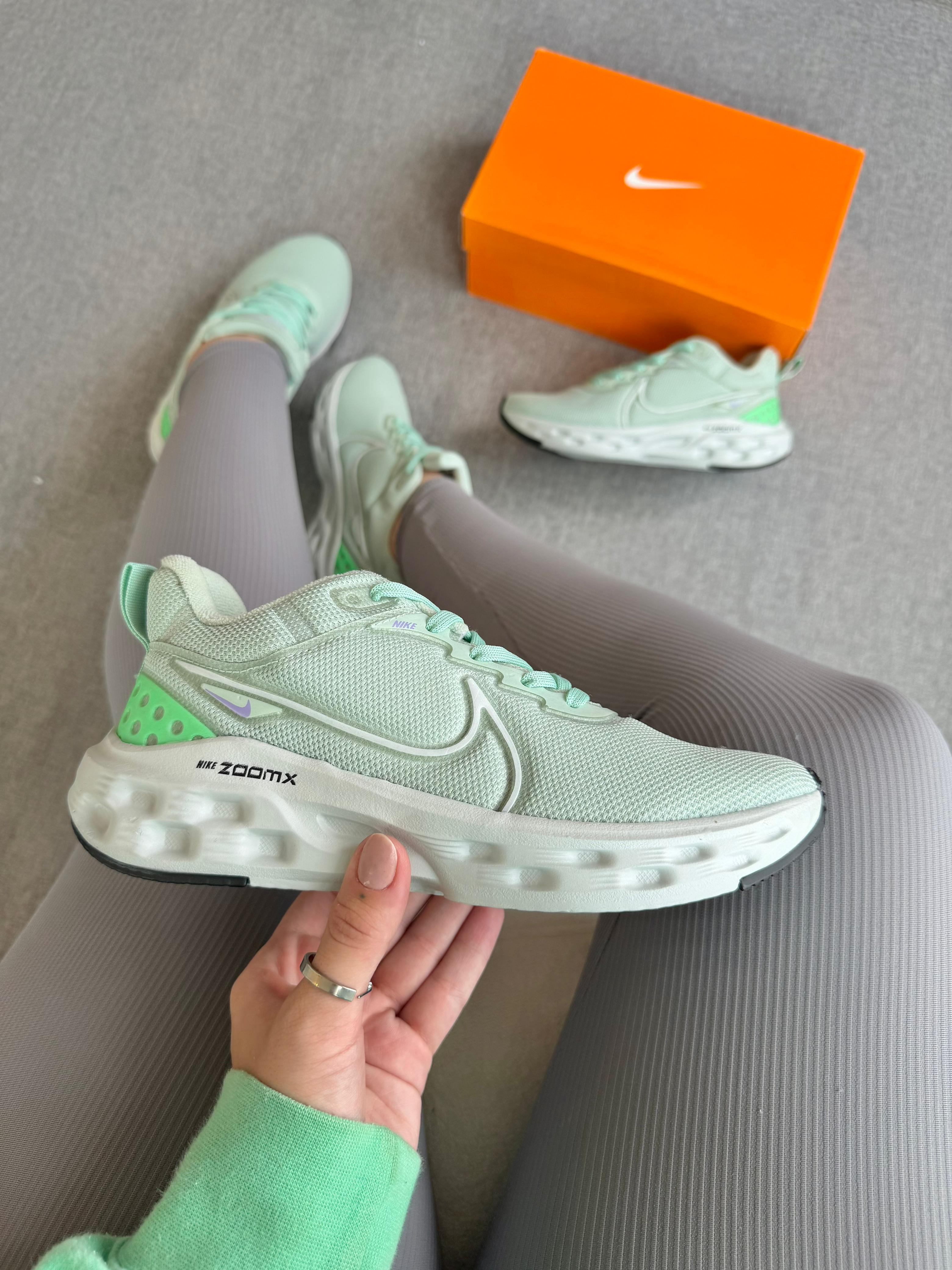 Nike Zoom Flyknit - Verde Menta