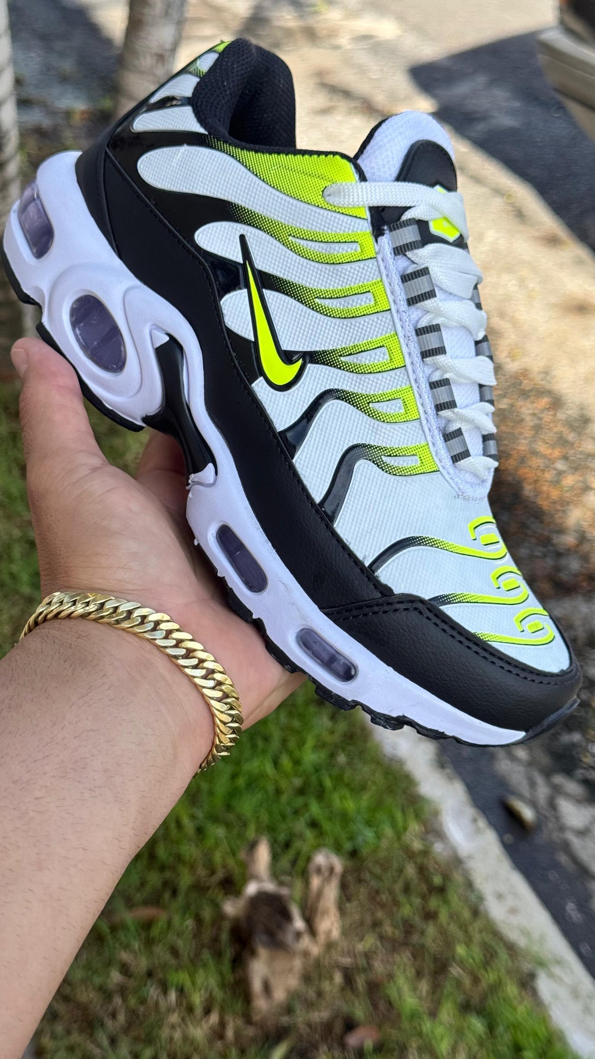 Air Max TN Plus - Amarelo/Branco